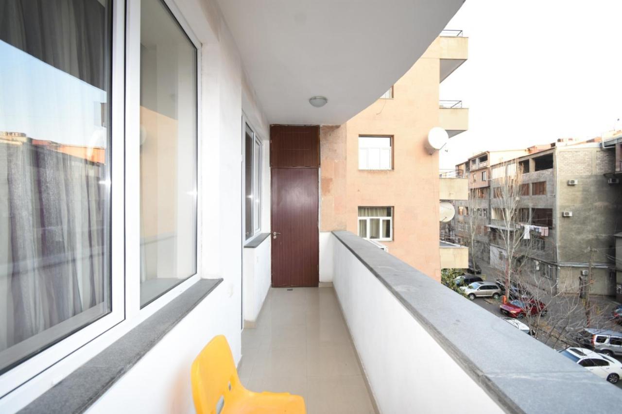Flatsinyerevan At Aram Street Exterior photo